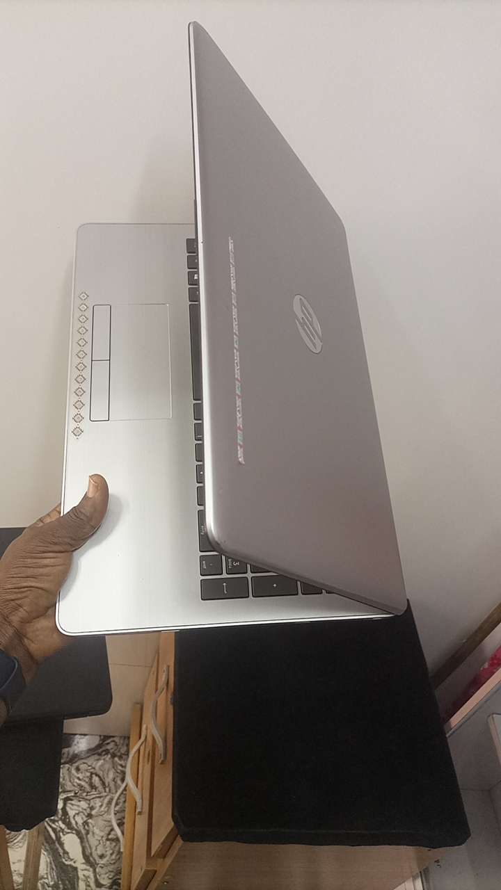 HP Pavilion 255 G6